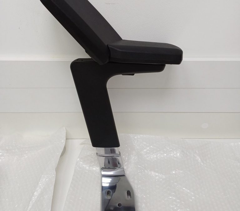Підлокітники PRO PU (Італія)  2200 грн