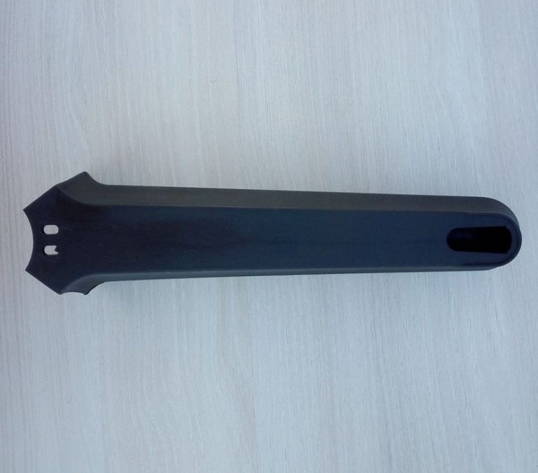 Промінь хрестовини D610
